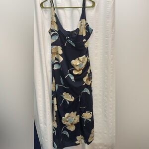 Lulus - Draw You Close Navy Blue Floral midi dress NWT